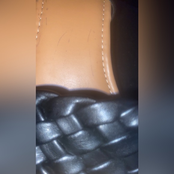 Brand new 4h black woven straps wood heel torrid - Picture 5 of 5